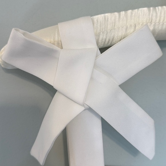 Banana Republic Top Lace Blouse White Lace  Medium   Limited Edition - Picture 4 of 10